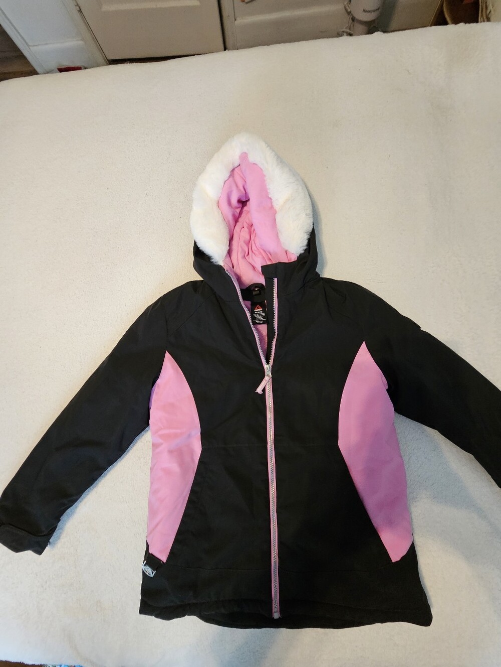 Gerry Girls Winter Ski Jacket Size M (10/12) Black Pink Faux Fur Hood Heavy Coat